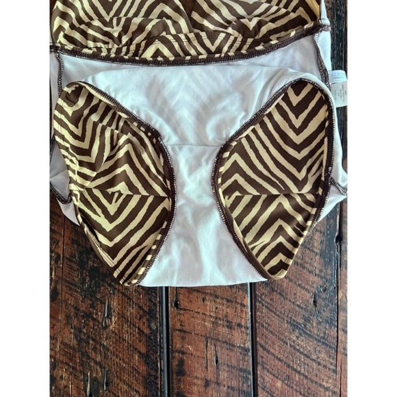 Talbots Brown and Tan halter neck style one piece bathing suit, Size 6 - Picture 8 of 16